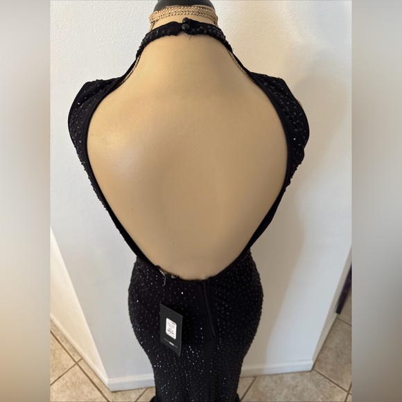 Fashion Nova Black Sleeveless Halter Bodycon Maxi - Picture 8 of 13